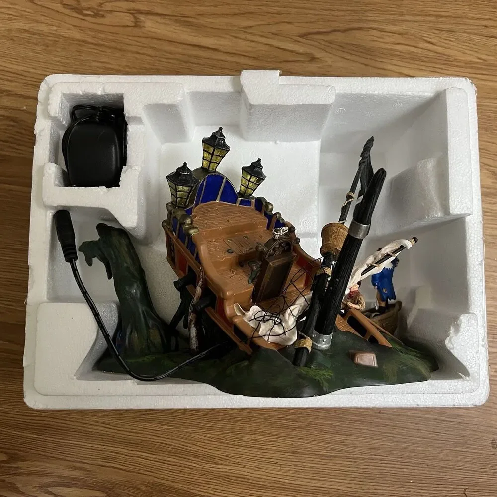 Dept 56 Halloween 2006 Lighted Ship of Sea Phantoms & Captain Black Bart's Ghost